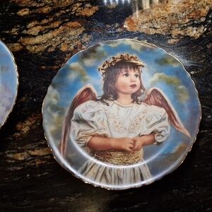 SET OF 2 Charming Angel Ceramic Plate with Gold Accents
